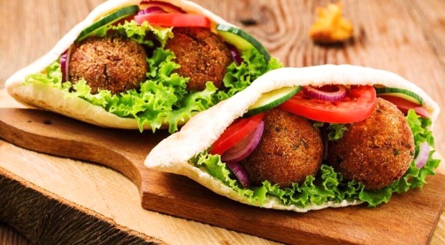 How to make famous delicious Egyptian Falafel